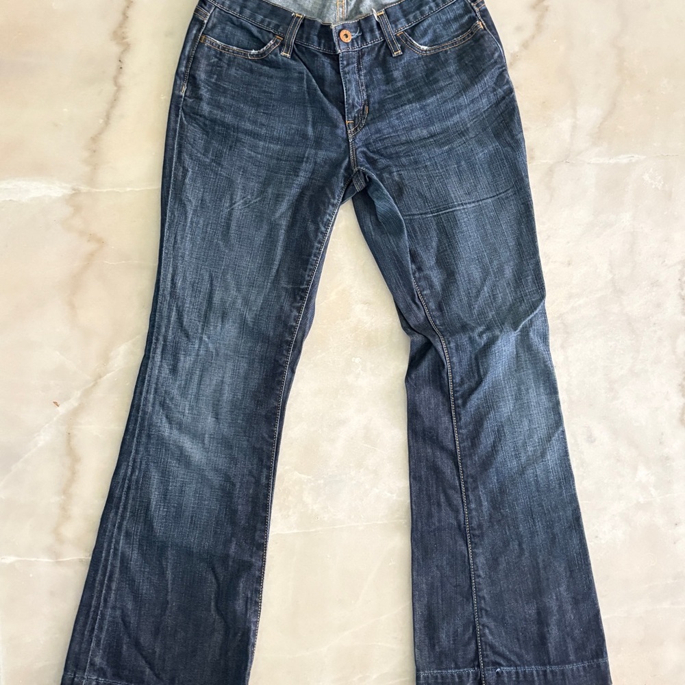 GAP long & lean flared jeans with a 90s vibe